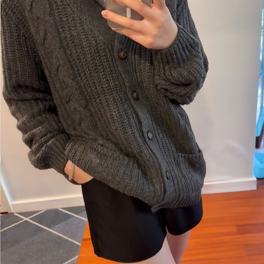 Like new Brandy Melville Wool Cable Knit Cardigan